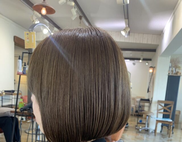 new 那覇市真嘉比美容室hair lounge anrio　がお伝えする🤫弱酸性縮毛矯正が人気の秘密について🤫