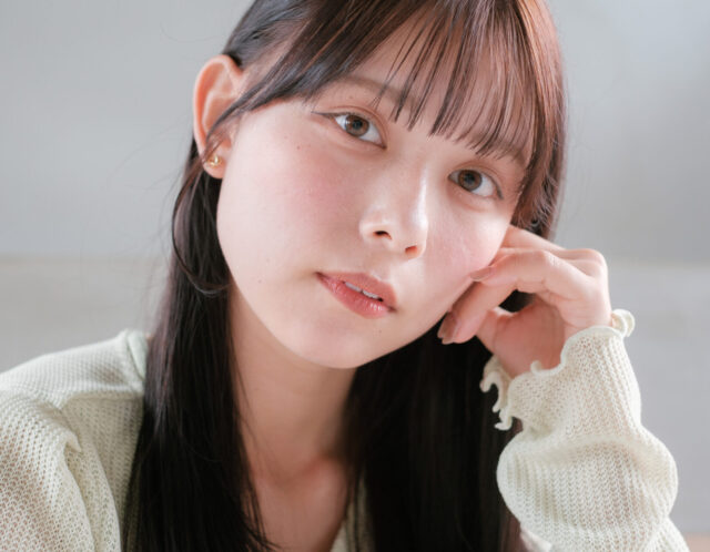 弱酸性縮毛矯正で朝まとまる髪へ｜広がり・パサつきを改善