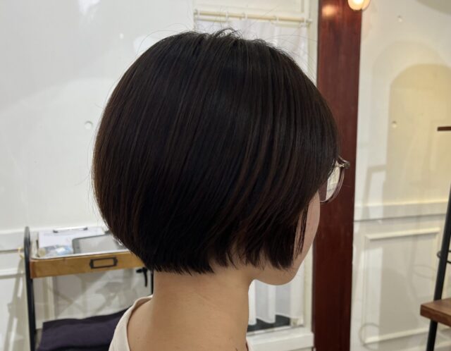 こけしにならないショートボブ｜大人っぽく見せるカットのコツ